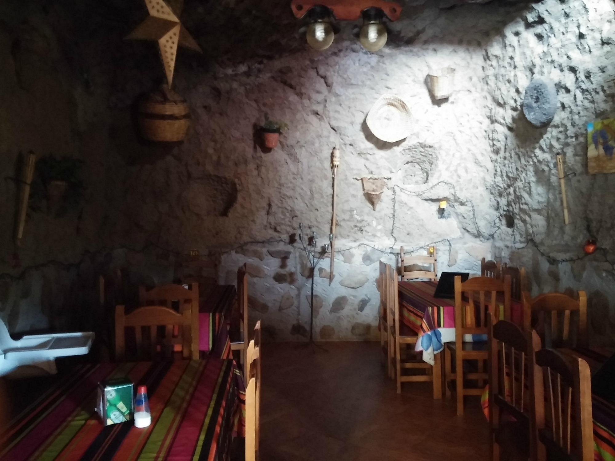 La Cueva 