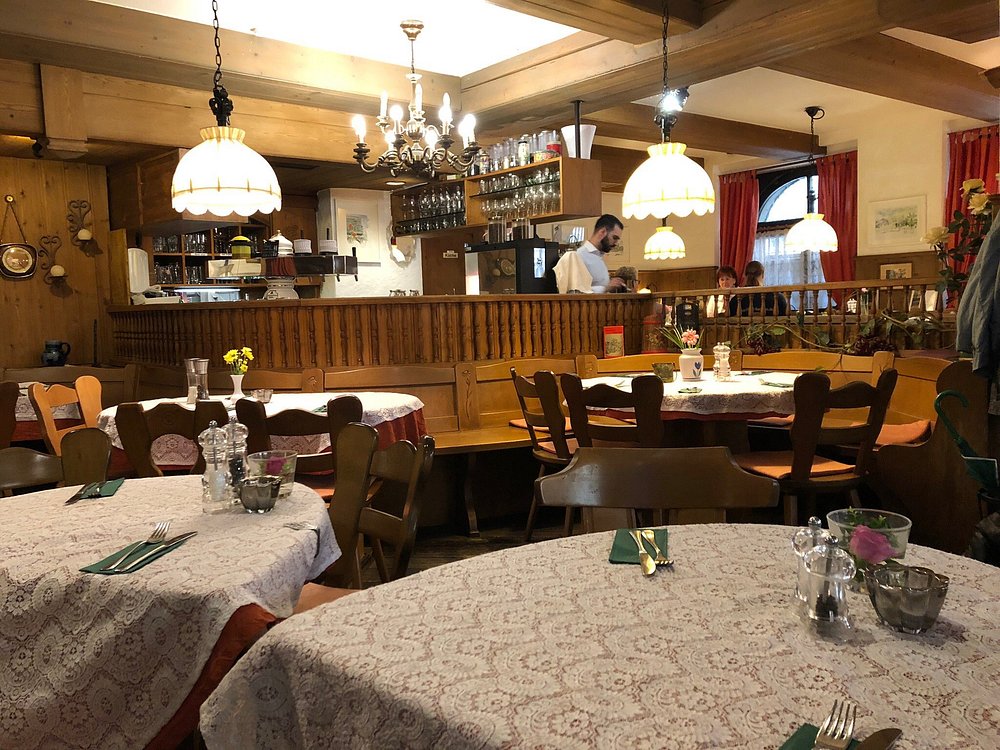Weinstube Kachelofen 