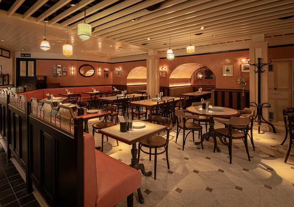 1.	Dishoom